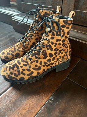 Charlotte Russe Leopard Print Lace-Up Combat Style Boots - Brown/Black